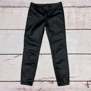 BEBE Black stretchy women’s skinny pants size 25